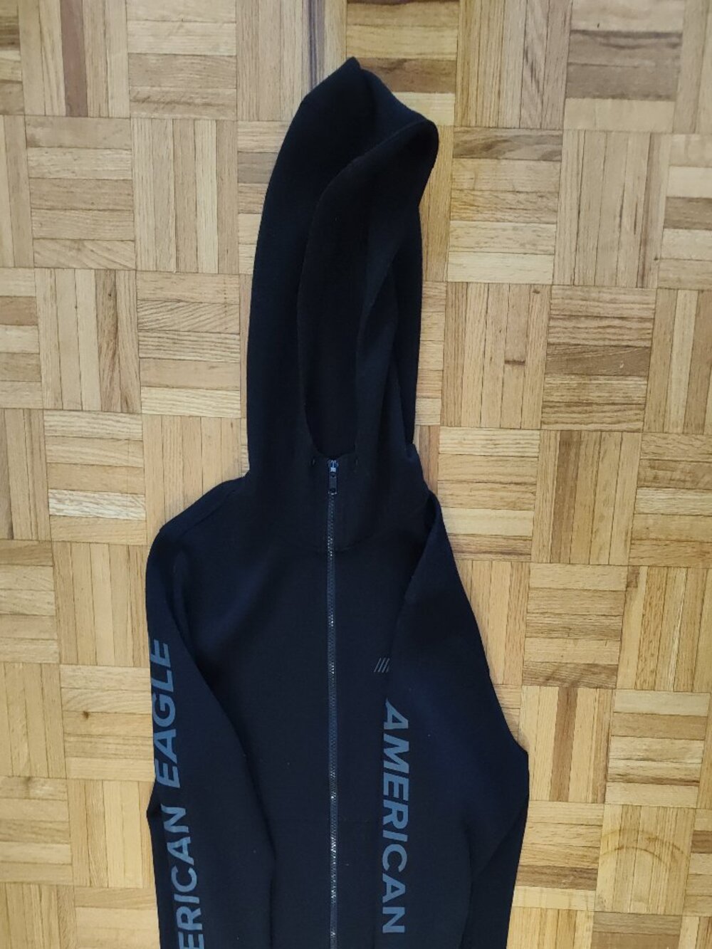 AE Black Zip hoodie